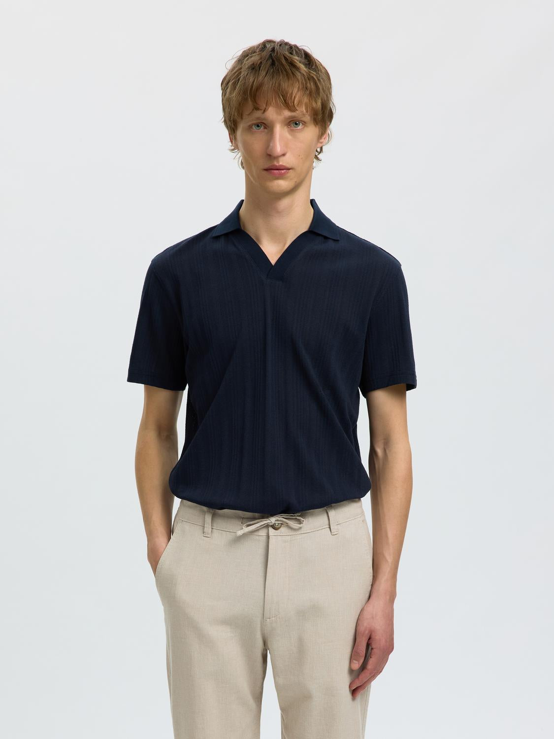 model_shot-front